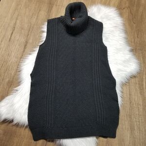 Belldini Wmns Sz M Layer Sweater High Neck Sleeveless Gray Black High Cut Sides